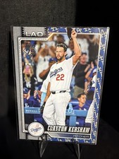 2026 Topps Series 1 #22 Clayton Kershaw Team Border Variation SP Dodgers