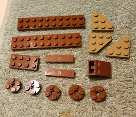 Lego Star Wars Episode 2 7670 Mailfire & Spider Droid 263