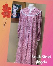 LANZ OF SALZBURG  RED TYROLEAN HEART   Long FLANNEL Nightgown  SMALL