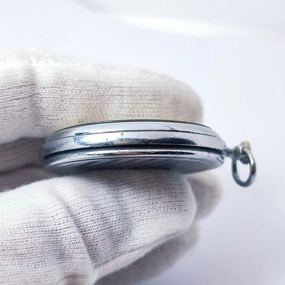 ⭐VINTAGE soviet pocket watch MOLNIJA mechanical 3602 18 jewels made in USSR 60s - Image 4 of 4