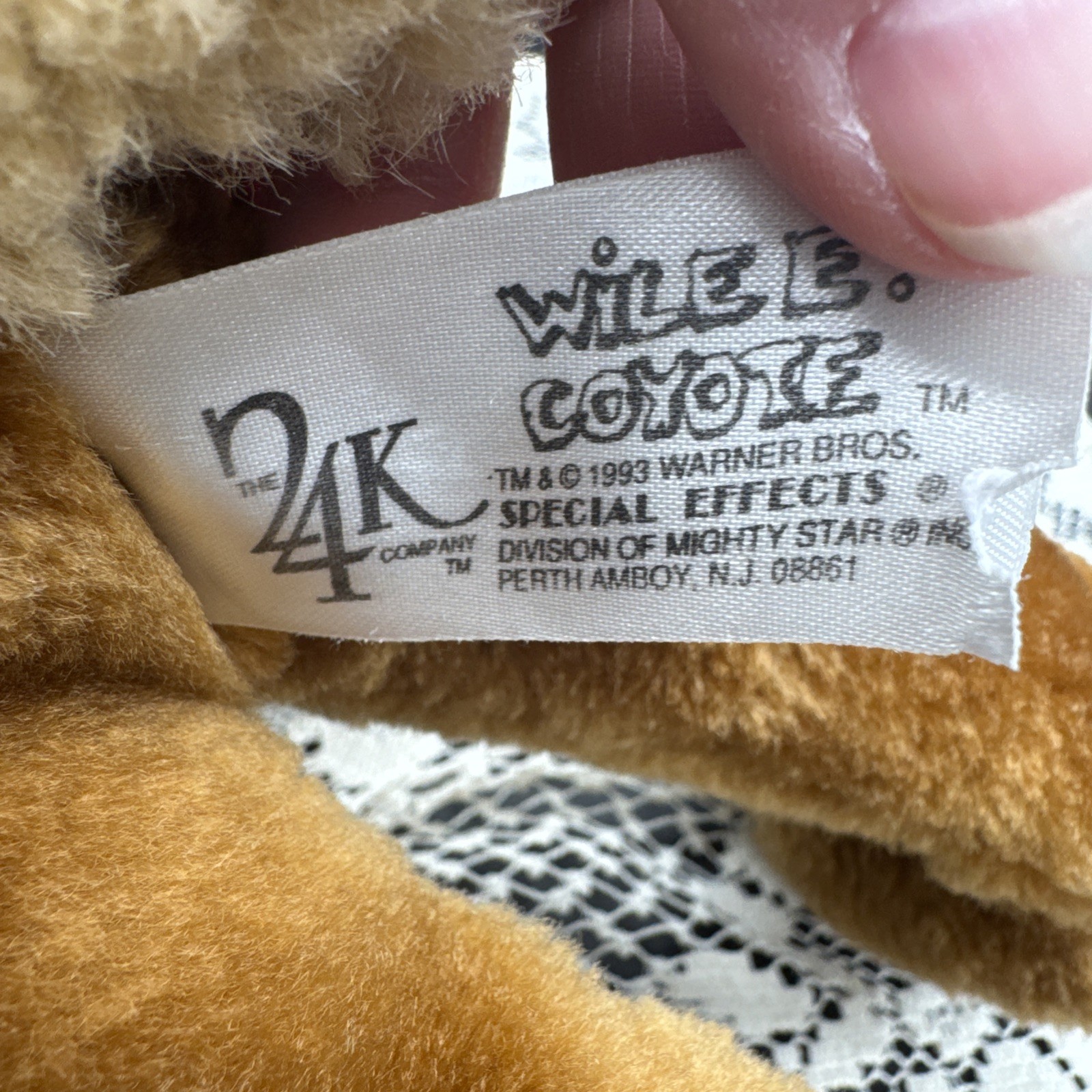1993 Vtg 24K WILE E. COYOTE Stuffed Plush Mighty Star Warner Bros 12in" *READ*