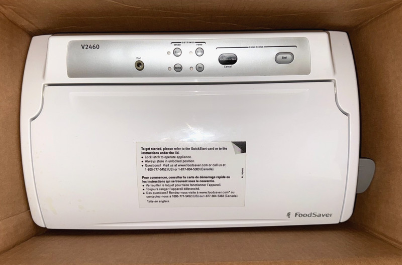 Foodsaver Vacuum Bag Sealer V2460 White/Tested great working condition
