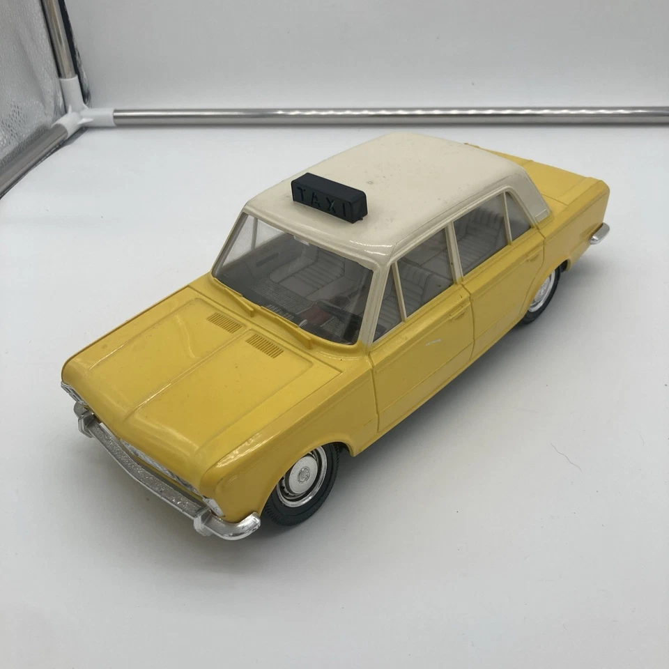 Taxi Fiat 125 A M B Bologna Marchesini Très Bon État Mebetoys Politoys - Immagine 4 di 4