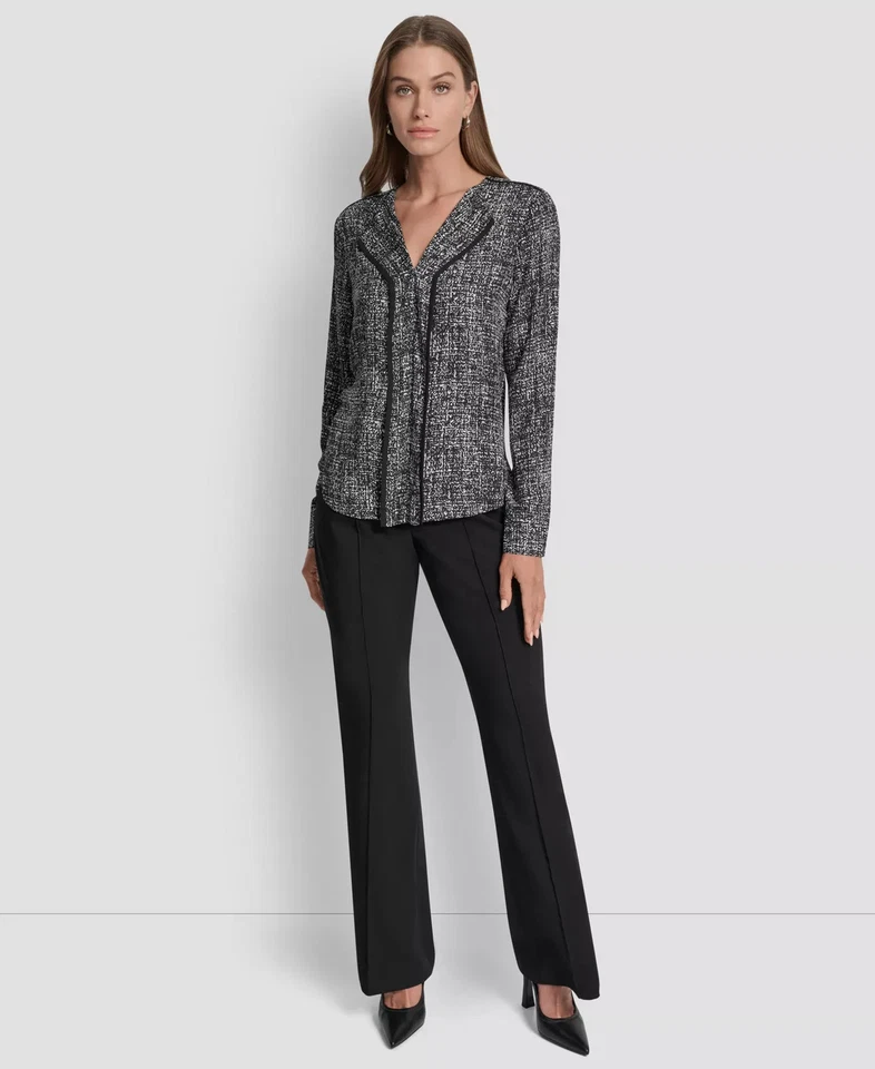 Top para mujer DKNY talla M estampado ribete en contraste cuello en V Foto 4 de 4