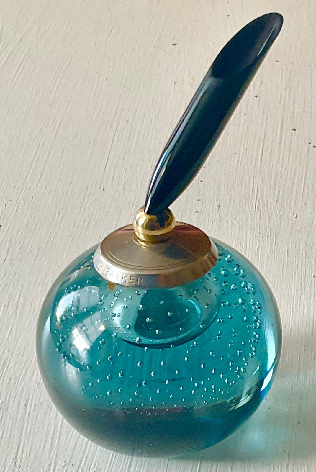 Vintage Parker Whitefriars bubble-glass desktop pen holder /paperweight