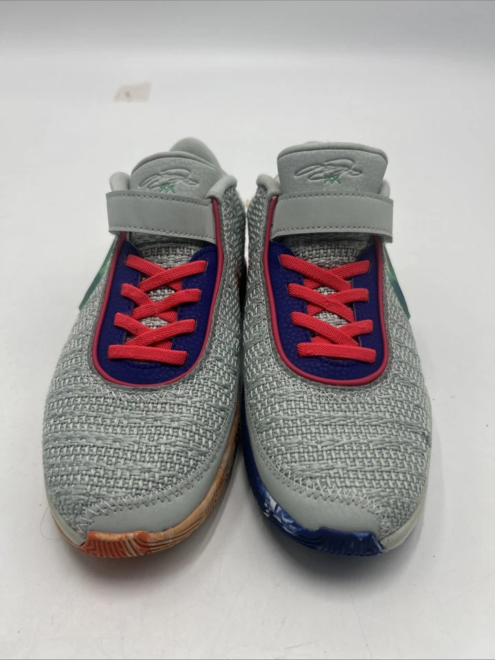 NIKE LEBRON XX 20 NIKE LIFER PLATA AZUL ROJO Zapatos JUVENTUD Talla 3Y DQ8648-002 Foto 2 de 4
