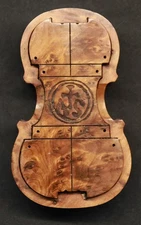 Millant Strad Rosin in Violin-Shaped Box