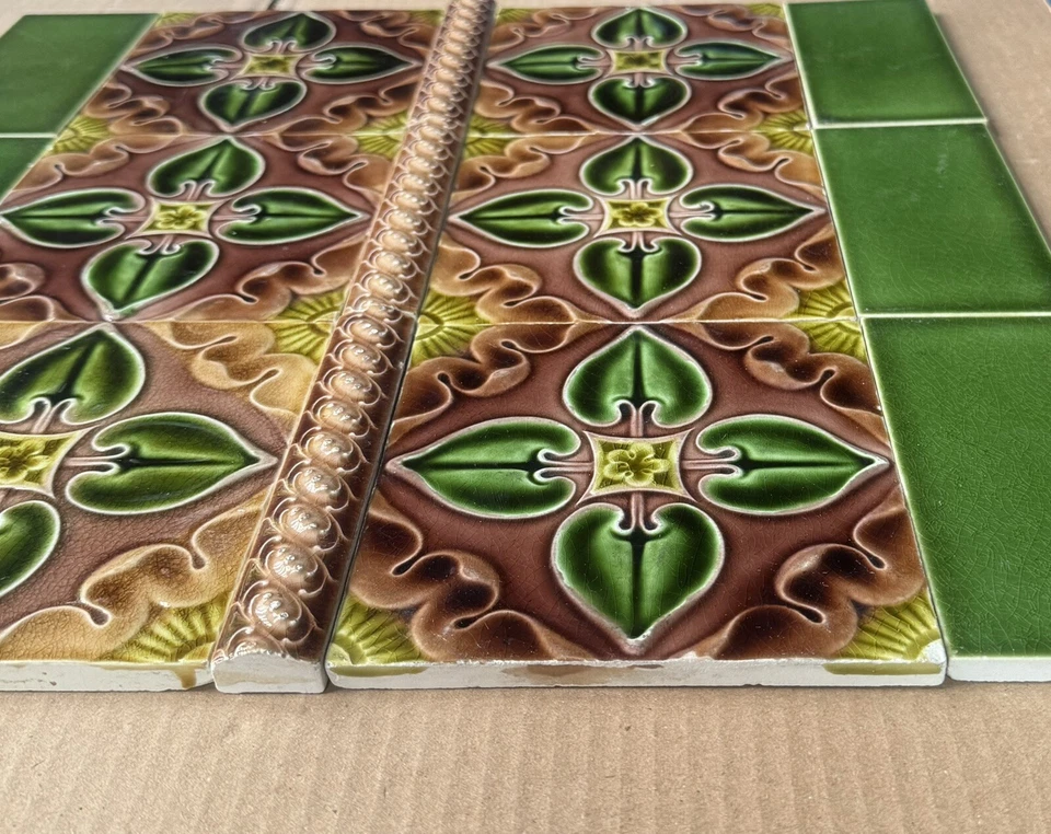 15 INGLATERRA - AZULEJO MAYÓLICA ANTIGUO ART NOUVEAU c1900 Foto 2 de 3