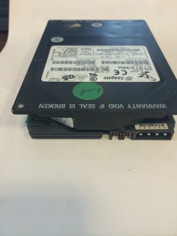 Seagate HAWK ST31230W 1.0GB 3.5"  68 Pin SCSI  HDD - Image 3 of 4