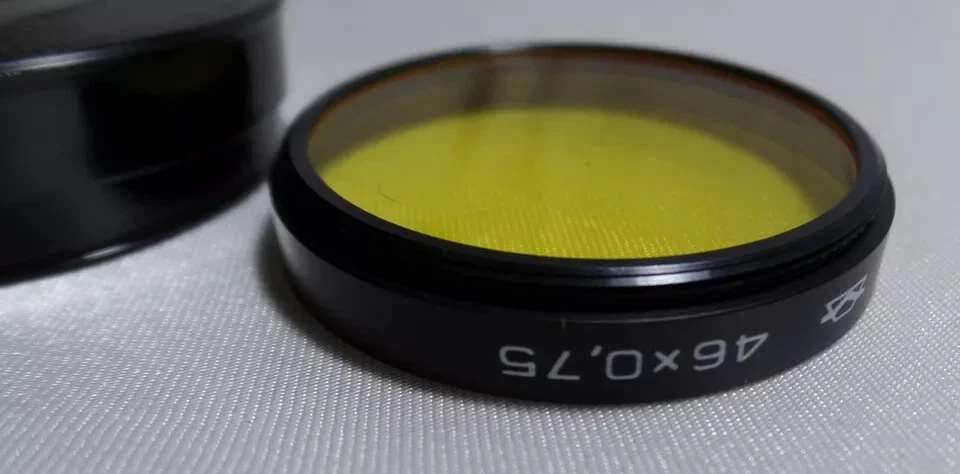 a Yellow 2x KMZ 46x0.75 Vintage Russian Light Filter 46mm for Lens 3331 - Image 3 of 3