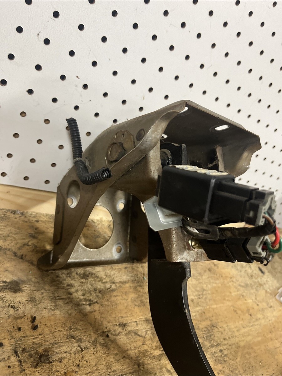 s-l1200.jpg s-l1200.jpg