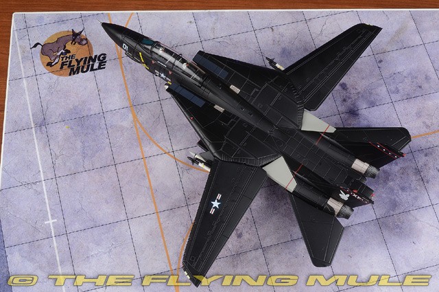 センチュリーウィングス　F14 TOMCAT BLACKACES　着艦姿勢 Amazon | Century Wings 1/72【F-14A トムキャット 第41戦闘飛行