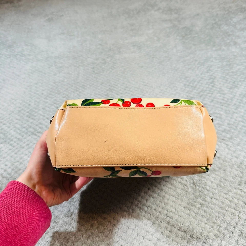 Lindo Mini Bolso de Hombro Y2K XOXO Estampado de Cereza Cuero Sintético Soho Retro Crema/Rojo Foto 4 de 4
