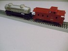 Lionel #6465 Sunoco 2 Dome Tank Car & #6257 SP Type Caboose with Original Boxes — photo 4