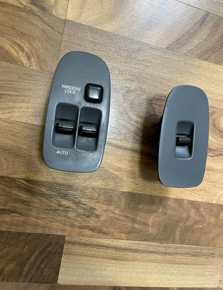 Controles de interruptor de ventana eléctrica para conductor y pasajero Toyota Previa 1991-1997 OEM  Foto 4 de 4