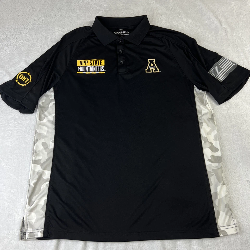 Polo App State Mountaineers Coliseo Manga Corta Hombres L Negro Camuflaje Lados Bandera OHT Foto 2 de 4