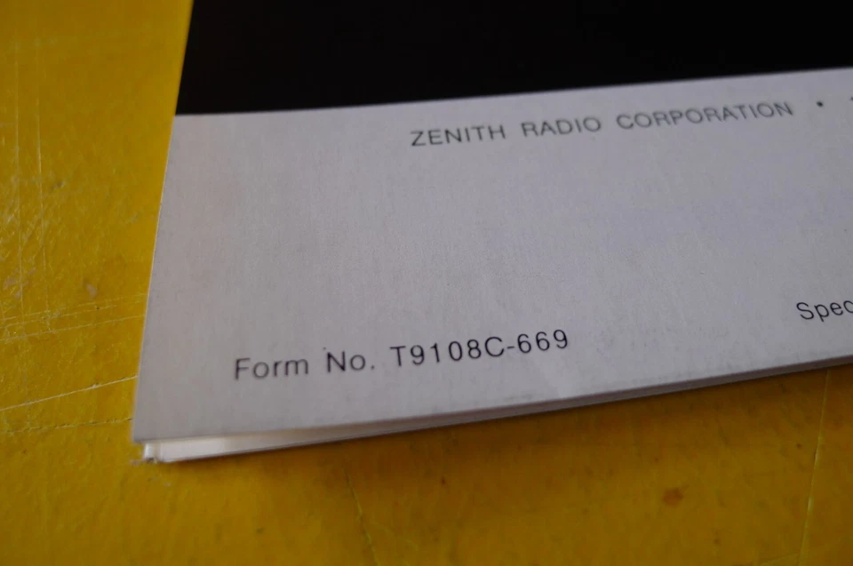 VERY RARE Original ZENITH Chromacolor TV Sales Brochure 1969 Excellent Condition - Image 3 of 4
