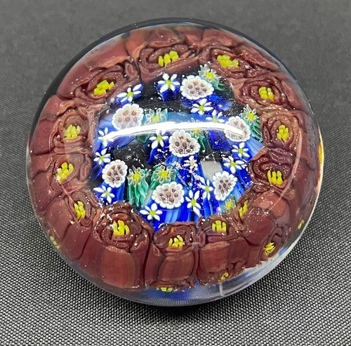 Globo de pisapapeles de vidrio artístico hecho a mano de Murano marrón/azul flor Millefiori bastones - Imagen 2 de 6