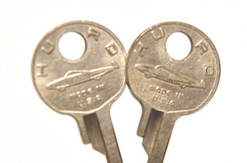 2 VINTAGE FORD HURD KEY - Picture 2 of 4