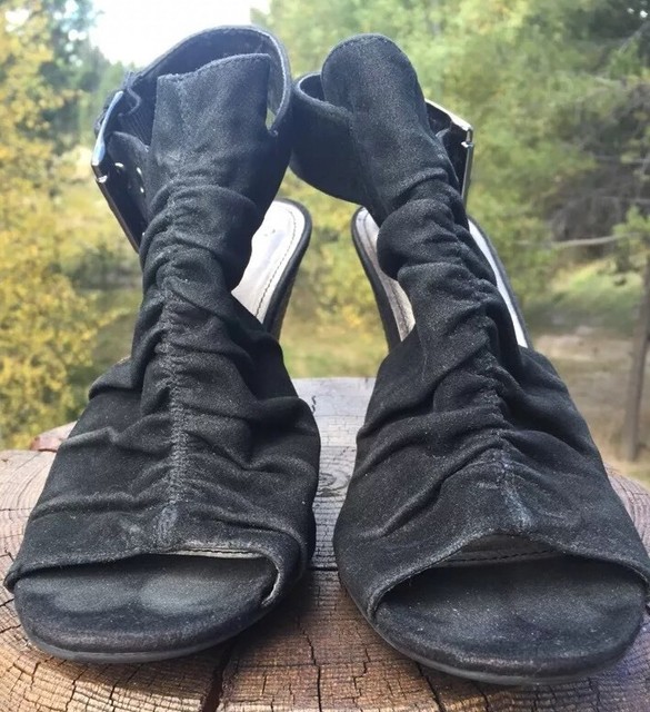 fergalicious wedges black