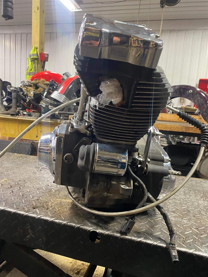 Harley Davidson FLHXI 06 Street Glide Screamin Eagle motor corte diamante  Foto 2 de 4