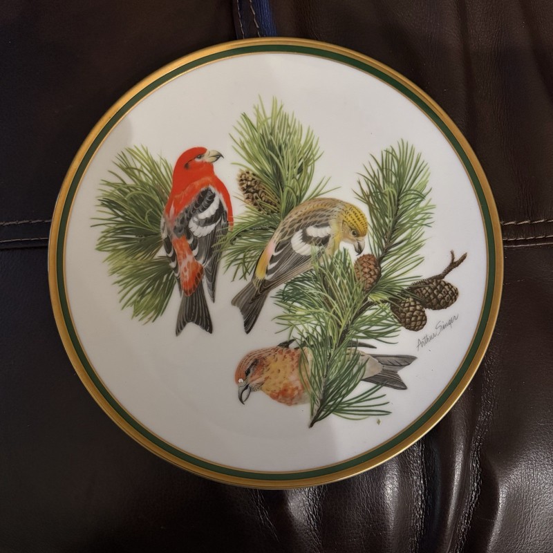 1980 Franklin Porcelain collector's plate featuring the White Winged Crossbill
