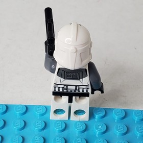 LEGO Star Wars Clone Trooper 104th Wolfpack Sw0537 Phase 2 With Blaster