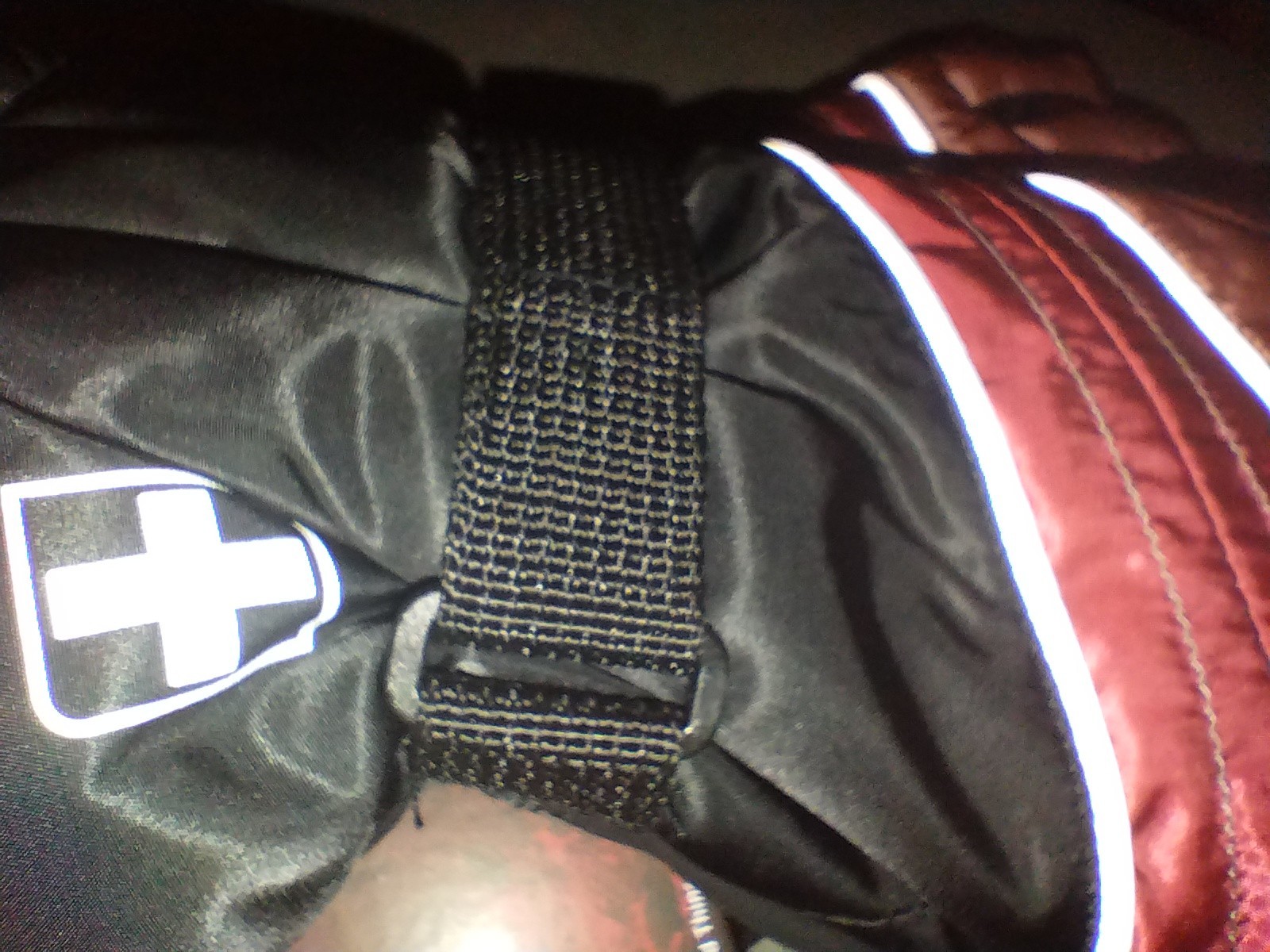 SWISS TECH WOMEN'S SKI GLOVES*NEW*W/TAGS. BLACK/MIMOSA PINK