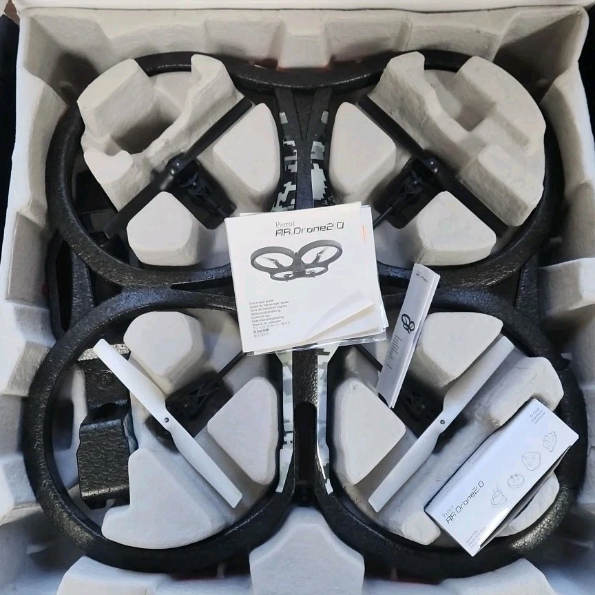 Parrot AR Drone 2.0 Elite Quadricopter - Wifi One Propeller Needs Fixed....R1w3 - Image 2 of 4