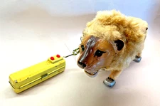 Vintage  50s-60s Japan Battery Operated ROSKO ROARING LION Working Condition  !
