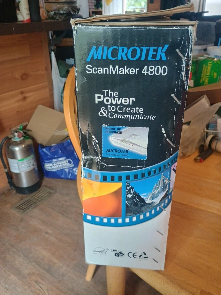 Microtek ScanMaker 4800 8.5” x 11.7” Scan Area Flatbed Scanner 9600x4800 DPI - Image 2 of 4