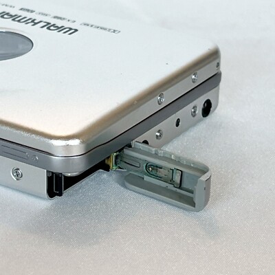 SONY WM-EX808 1993 Walkman W/Accessories Cassette Player Made in