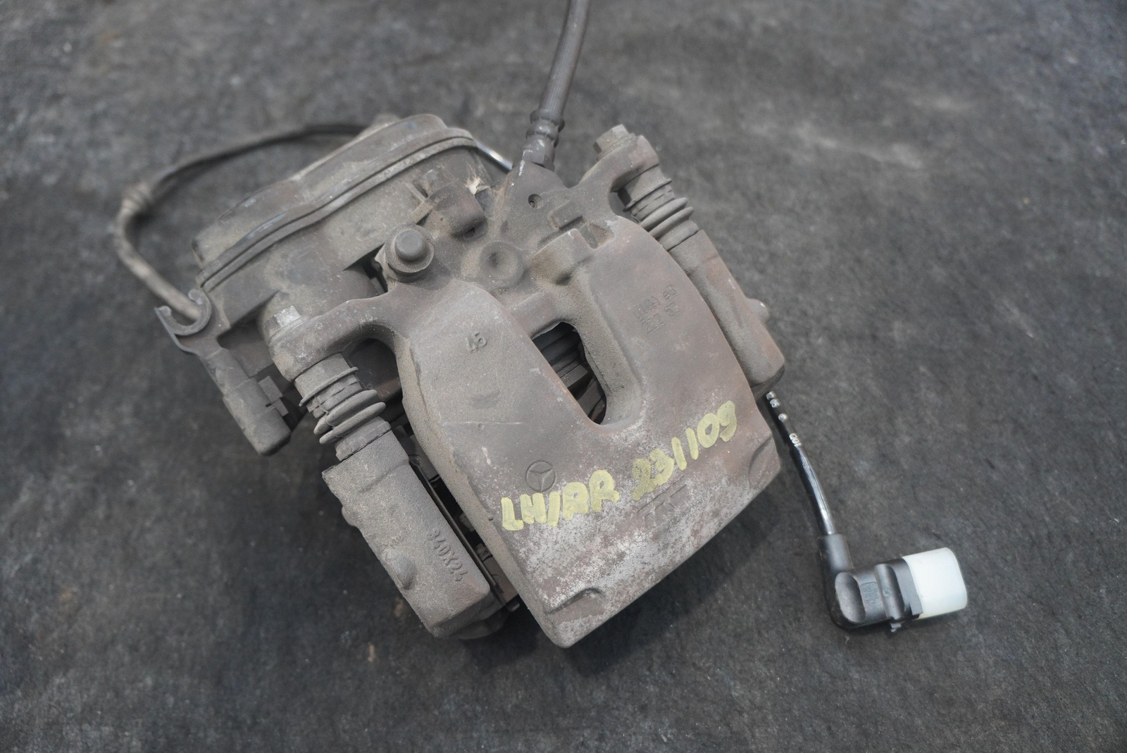 Rear Left Sport Brake Caliper 2314230981 Mercedes S550 S560 W222  