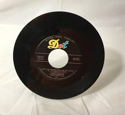 VINTAGE 45 RPM / LONNIE DONEGAN / DOES YOUR CHEWING GUM LOSE ITS FLAVOR / #15911
