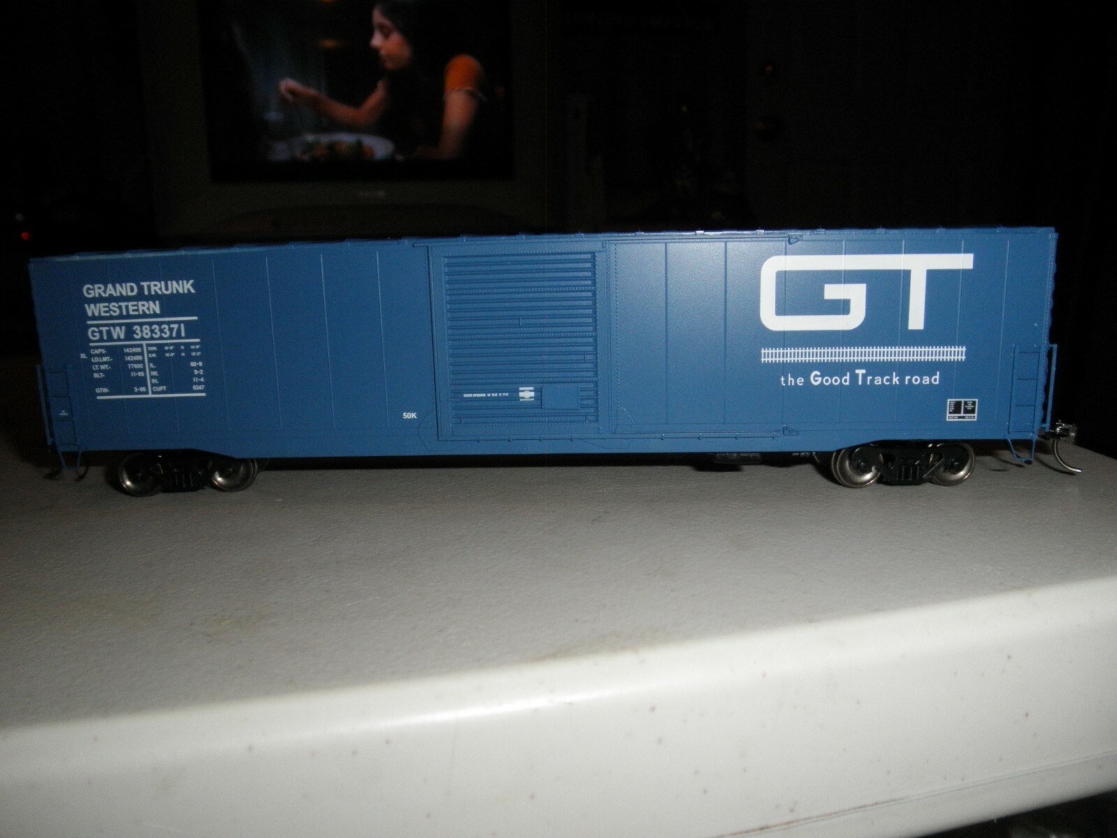 Picture 1 of 3