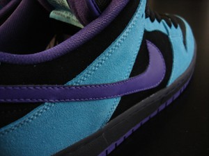 sb dunk skeletor