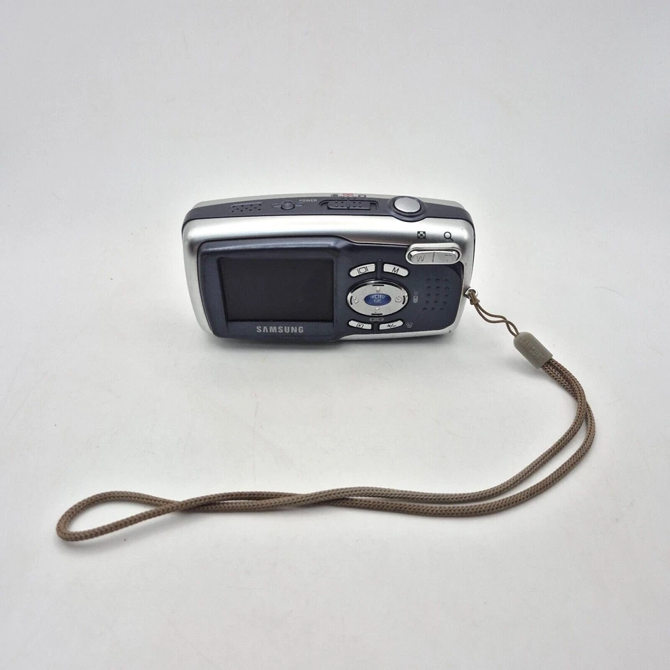 Samsung Digimax U-CA5 5.0MP Digital Camera - Untested - Image 2 of 4