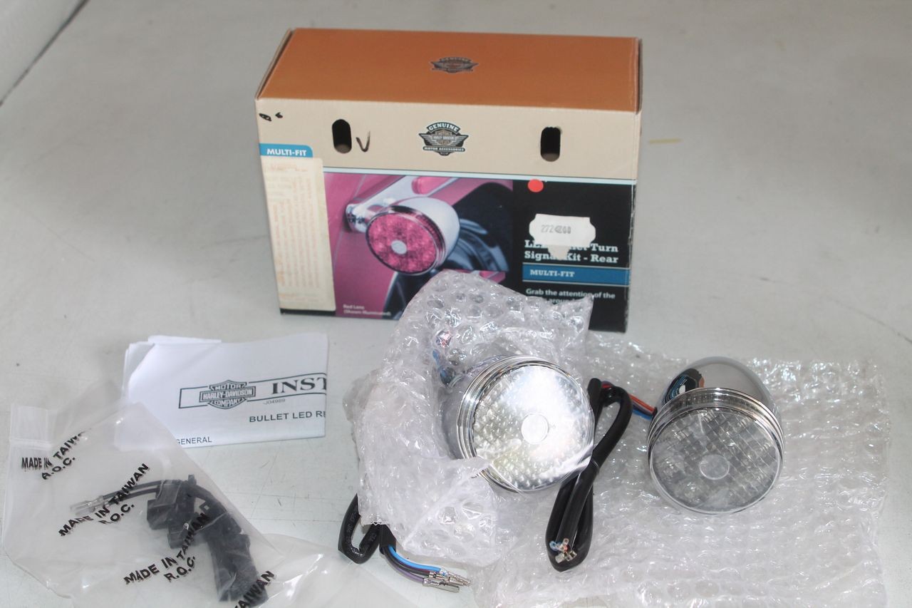 Clignotants LED moto arrière Bullet fumés Harley Davidson ref 67800055