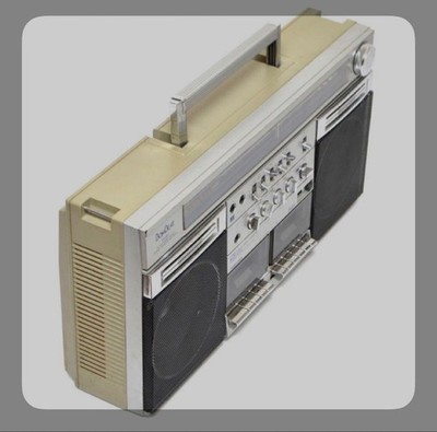 Toshiba RT-S87 Boombox Bombeat AM FM radio Double cassette