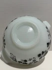 Pyrex 441 Gooseberry Black & White 1-1/2 Pint Cinderella Mixing Bowl