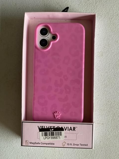 VELVET CAVIAR Apple iPhone 16 Plus MagSafe Case - Hot Pink Leopard