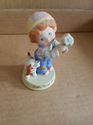 AVON FIGURINE - LITTLE THINGS MEAN A LOT - 1983