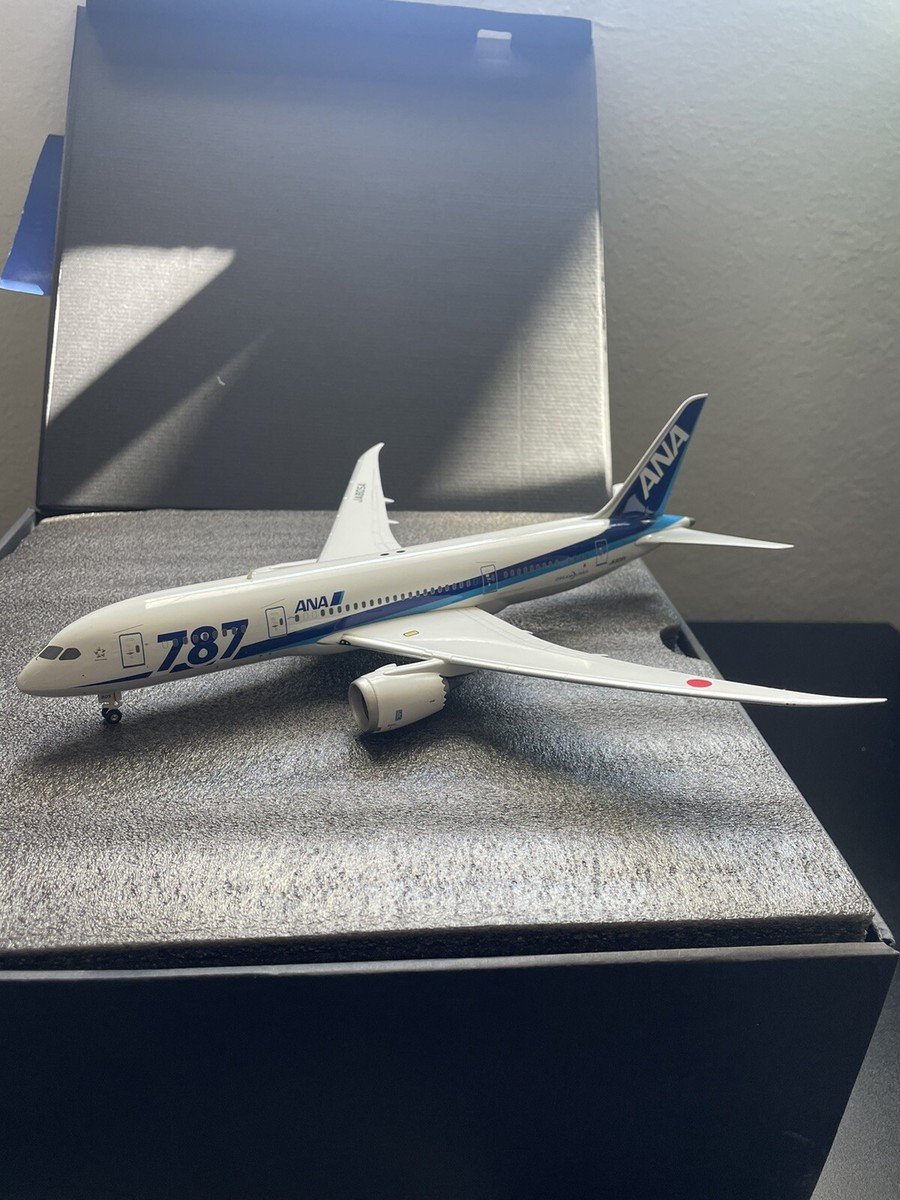 Phoenix Models All Nippon Airways ANA Boeing 787-8 1:200 Phoenix Models All Nippon Airways ANA Boeing 787-8 1:200
