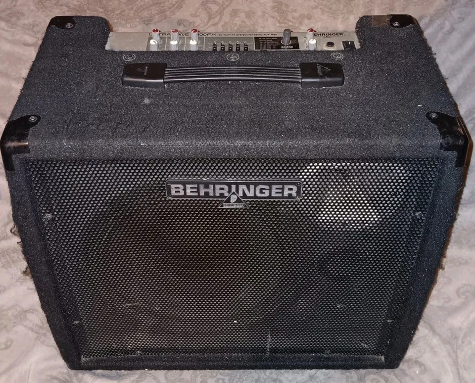 Behringer K900FX Ultratone 90W   Keyboard Pro Audio Amplifiers Fast Shipping  - Image 4 of 4