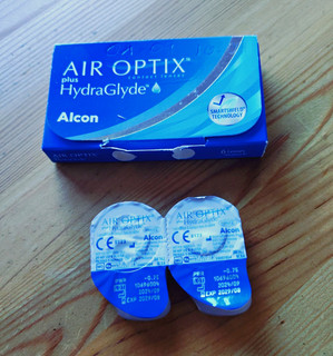 Alcon Air Optix plus HydraGlyde Monatslinsen 6er PWR 0 75 BC 8 6 DIA 14 2