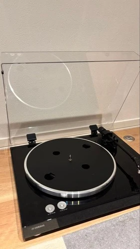 Used Yamaha TT-S303B Turntable Black