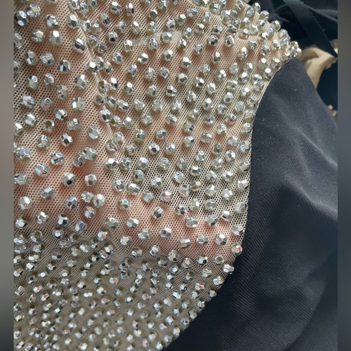 Abito nuovo con etichette Xscape nero e champagne con perline Illusion-Trim, taglia 12, ballo formale - Foto 12 di 12