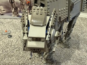 LEGO Star Wars (4483) AT-AT W/ Minifigs, Instructions & Box Excellent Condition