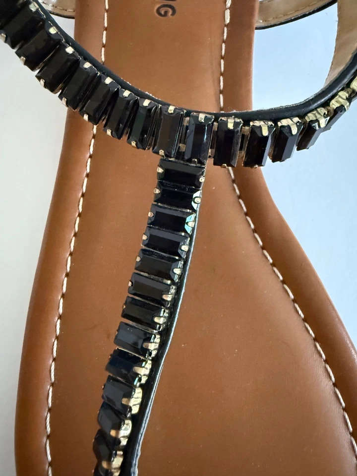 Call It Spring Thong Sandals Womens 9 Black Rhinestone Embellished Studs New - Image 3 of 4