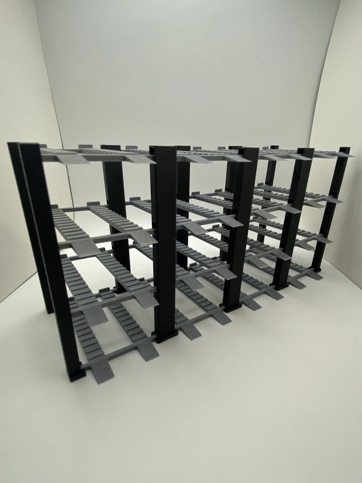 1:64 Scale Diecast 4x4 Platform Lift Display THE BIG ONE! - Image 4 of 4